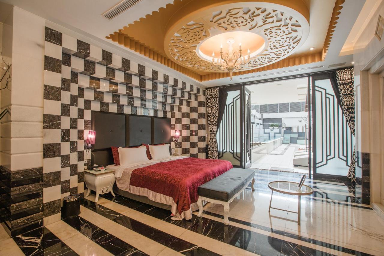 Motel Stars Taichung Dış mekan fotoğraf