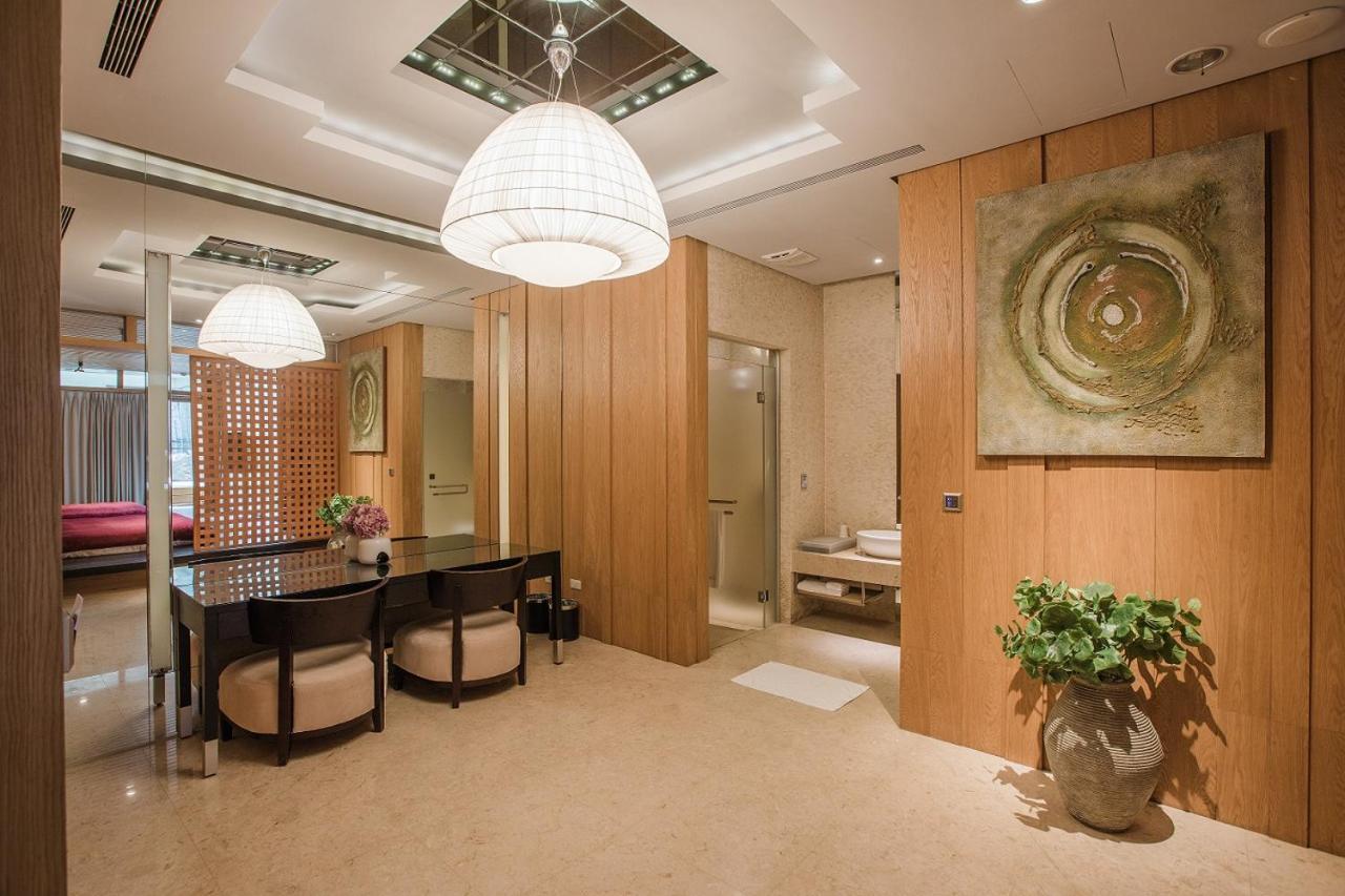 Motel Stars Taichung Dış mekan fotoğraf