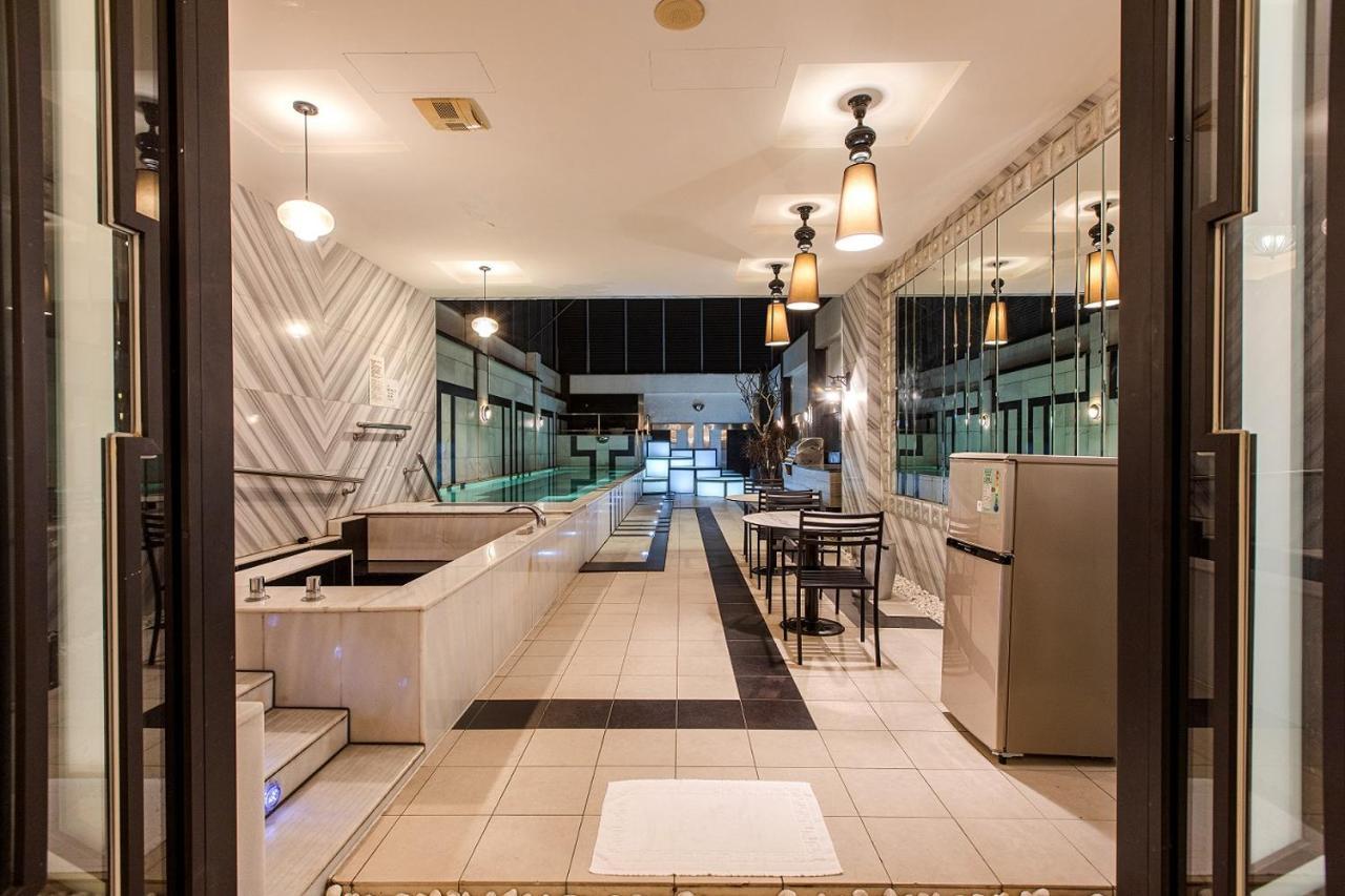 Motel Stars Taichung Dış mekan fotoğraf