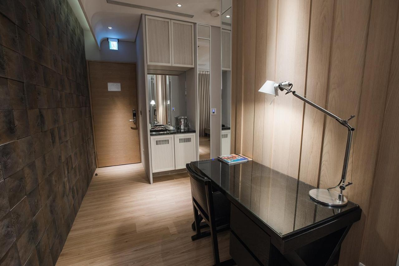 Motel Stars Taichung Dış mekan fotoğraf