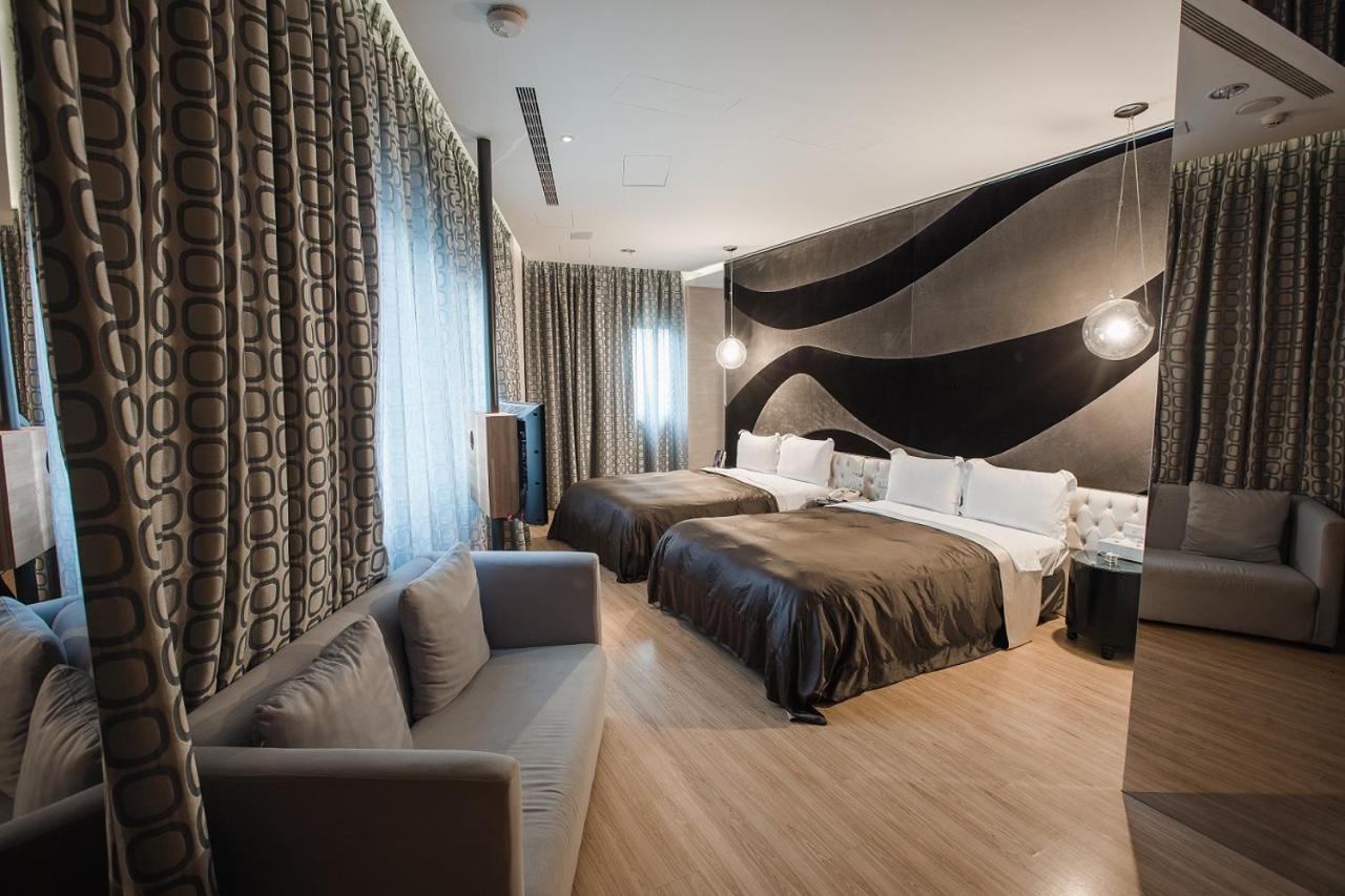 Motel Stars Taichung Dış mekan fotoğraf