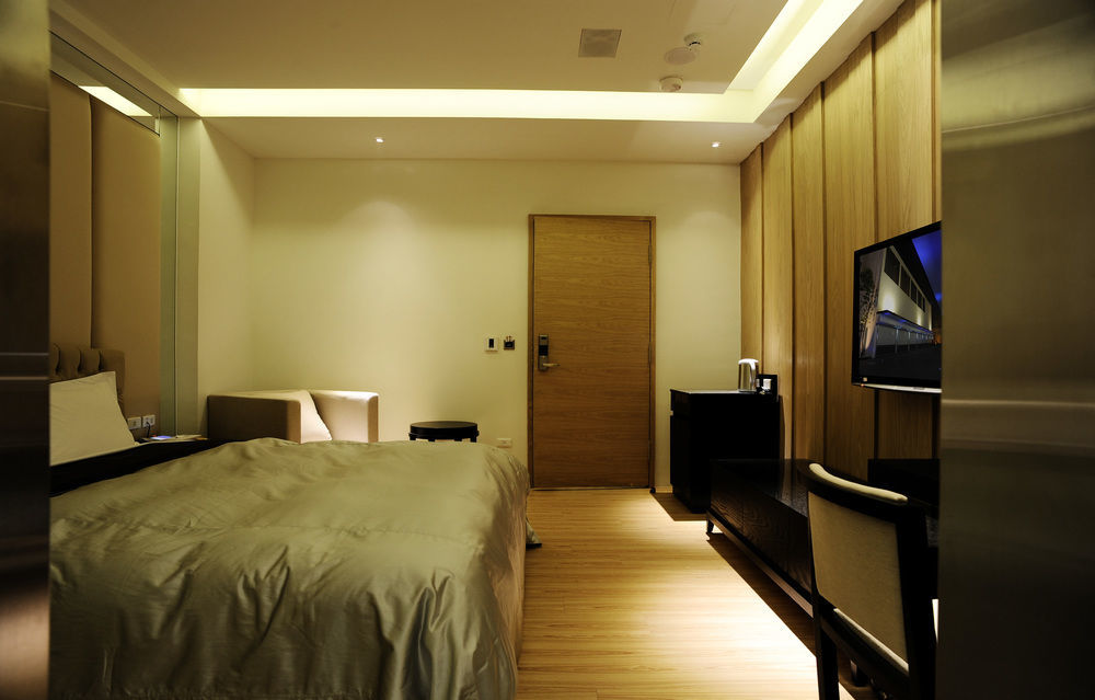Motel Stars Taichung Dış mekan fotoğraf