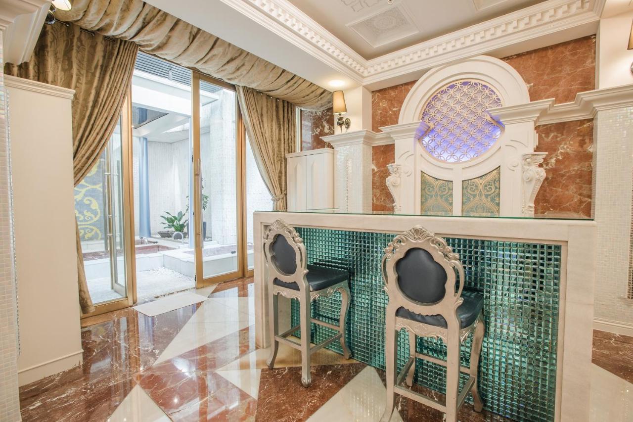 Motel Stars Taichung Dış mekan fotoğraf