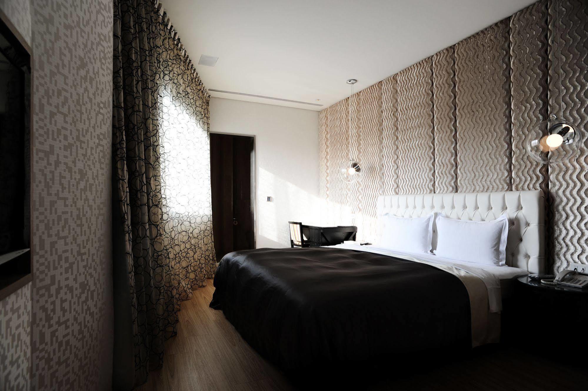 Motel Stars Taichung Dış mekan fotoğraf
