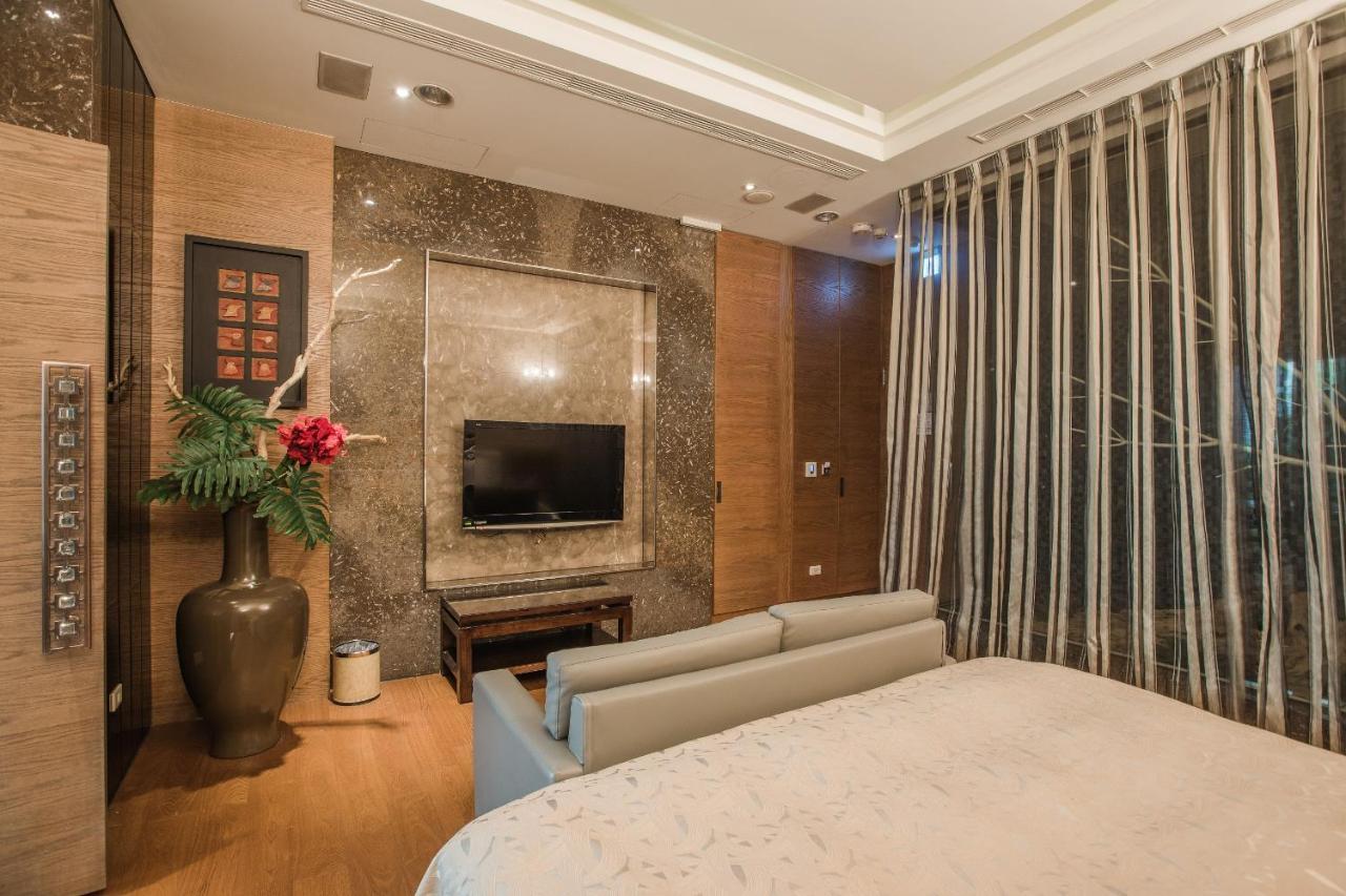 Motel Stars Taichung Dış mekan fotoğraf